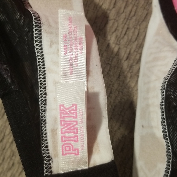 VS Pink Super Push Up Bra - Picture 9 of 10